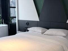 -南倾·星空塔酒店(成都春熙路太古里店)