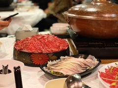 -鲜入围煮花胶鸡海鲜火锅