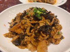 老油条的鱼香肉丝-新白鹿餐厅(爱琴海购物中心店)