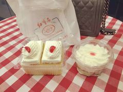 -红宝石·鲜奶小方·海派西点房(控江店)