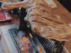 烤羊腿-柿子树炭烤羊腿(金台路店)