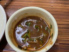 -撮一顿纳西铜火锅
