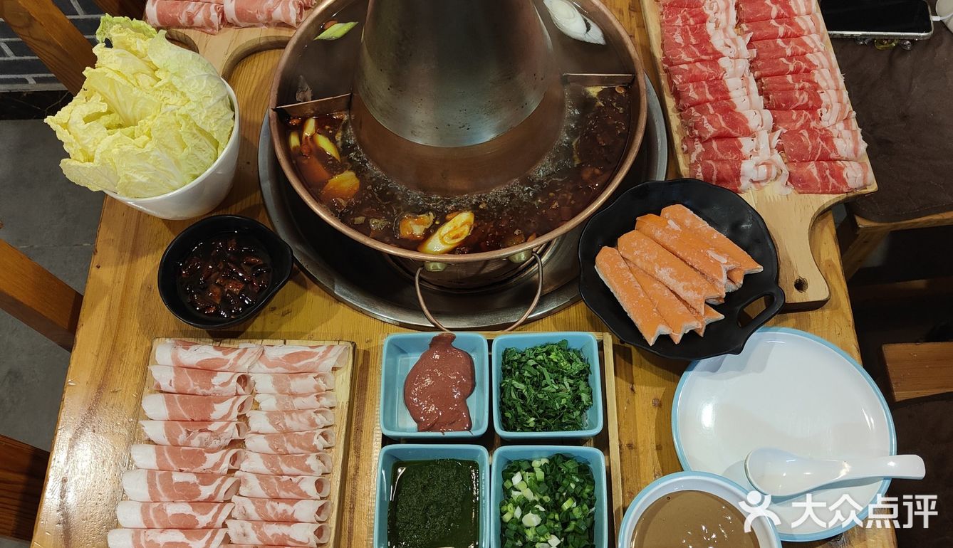 热腾腾的老北京铜锅[调皮]