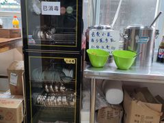 餐具摆设-老烟台灌汤包(南洪街店)