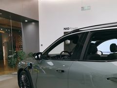 -蔚来空间(北京颐堤港店)
