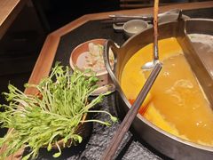 -三出山火锅(南京万象天地店)