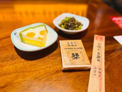 -李犟大爆鳝面·手工蟹黄包(湖滨西湖店)