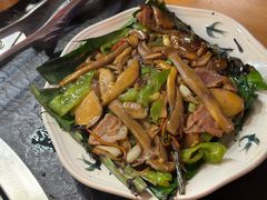 -阿山卓·野生菌火锅·纳西火塘烤肉