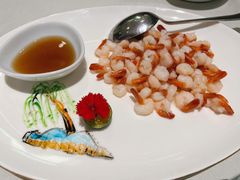 手剥河虾仁-蝶园·装修中(BFC外滩金融中心店)