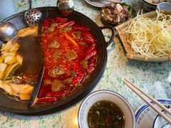 -鸿姐老火锅(疁城新天地店)