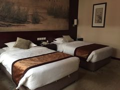 -中家鑫园温泉酒店鑫悦汤泉