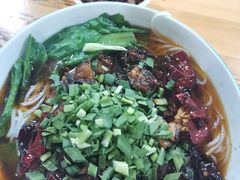 -越洋肖氏老米线(杨家坪店)