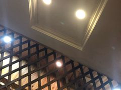 大堂-老东镇啤酒屋海鲜加工·蒸汽海鲜·海鲜烧烤(台东店)