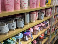 -名创优品(万达广场河东店)