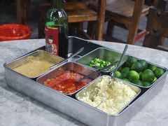 -四川小胡子海鲜(丁村万人海鲜广场店)