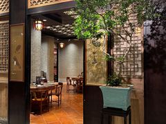 -龙悦湾酒家·八阵鱼生·渔人码头店