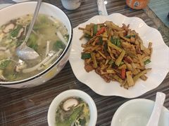 -自游人·美食一楼·地道徽菜(三十年名店)