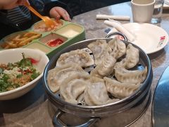 -忘情水鱼头·鲜鱼火锅(滨江中路店)