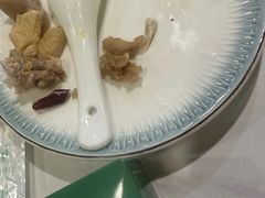 -菌海森林·非遗野生菌火锅(西山区滇池路摩根道店)