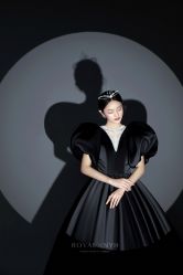 -挪娅婚纱摄影皇家会所