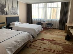 -库车国际酒店(火车站东湖公园店)