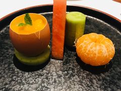 芒果鸡蛋布丁-松鹤楼·非遗·苏帮菜(融科店)