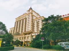 -江门新会碧桂园凤悦凤凰酒店(万达广场店)