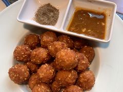 干炸小丸子-真地道京味府·鲜橙烤鸭·北京菜(朝外大街东大桥店)