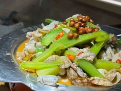 -魔鬼牛蛙小厨•烤鱼•龙虾(上马墩光华时代店)