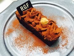 -RGF(巨鹿路店)