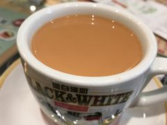 招牌丝袜奶茶-香港新曜记茶餐厅(万泰城店)
