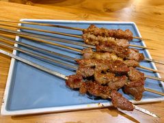 鲜羊肉串-小俩口烧烤东北菜(双井店)