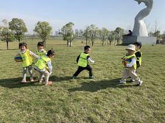 -瑞恩宝感统训练·语言提升·蒙氏托育中心