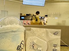 -喜茶(迪士尼小镇·平行宇宙店)