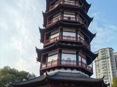 -绳金塔