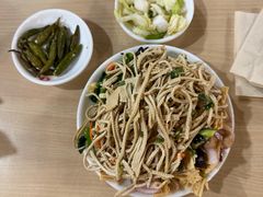 -闫家驴肉老店(华电一校店)