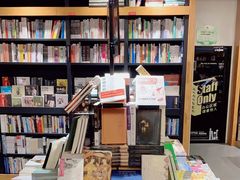 -西西弗书店&矢量咖啡(凯德晶萃广场店)