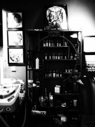 -木子·纹身店TATTOO穿孔·洗纹身