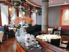 -八府香鸭·啫啫煲(华山路店)