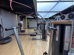-一兆韦德健身(张杨路店)