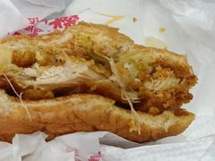 -麦当劳(轻轨曹杨路店)