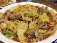 -老钟家烤羊排·敦伊阁清真餐厅胡羊焖饼