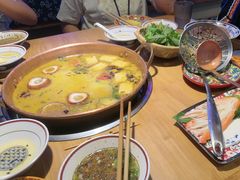 -洱火云南酸菜牛肉火锅(石景山当代商城店)