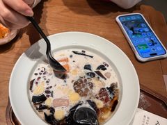 -RUXU入续糖水铺与包(卓悦中心店)