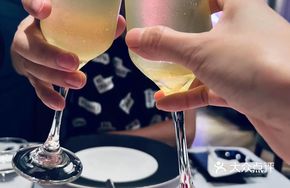 Peach Pineapple Sweet Wine