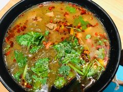 牛肉酸辣粉-小杨生煎(萧山机场店)
