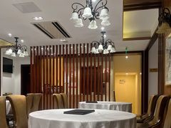 -老人和饭店(淮海中路店)