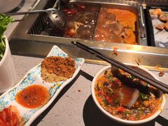 -芝小官毛肚火锅海鲜自助(苏州吴江区万宝店)