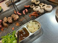 -马路牙子烧烤音乐酒馆(望京店)