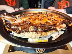 -鸣记脆皮烤鱼·海鲜烤鱼(三八广场店)